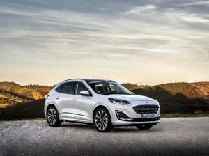 Ford Kuga Vignale Plug-In Hybrid 2020 года